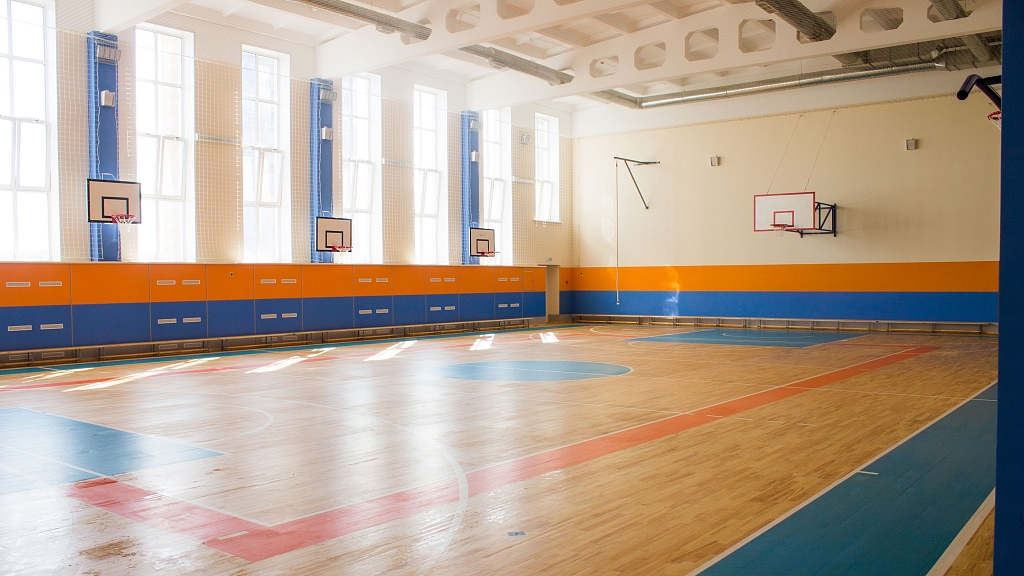 Спортивный зал старшей школы