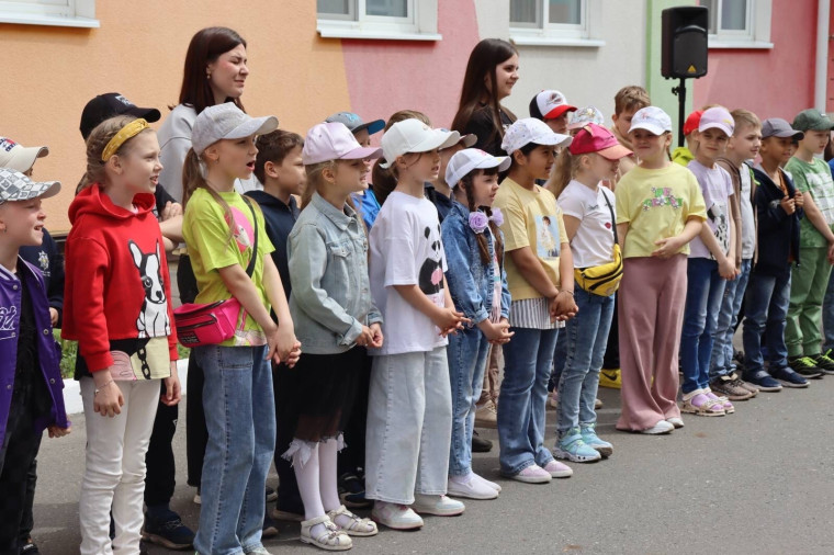Открытие пришкольного летнего лагеря «Орлята России».